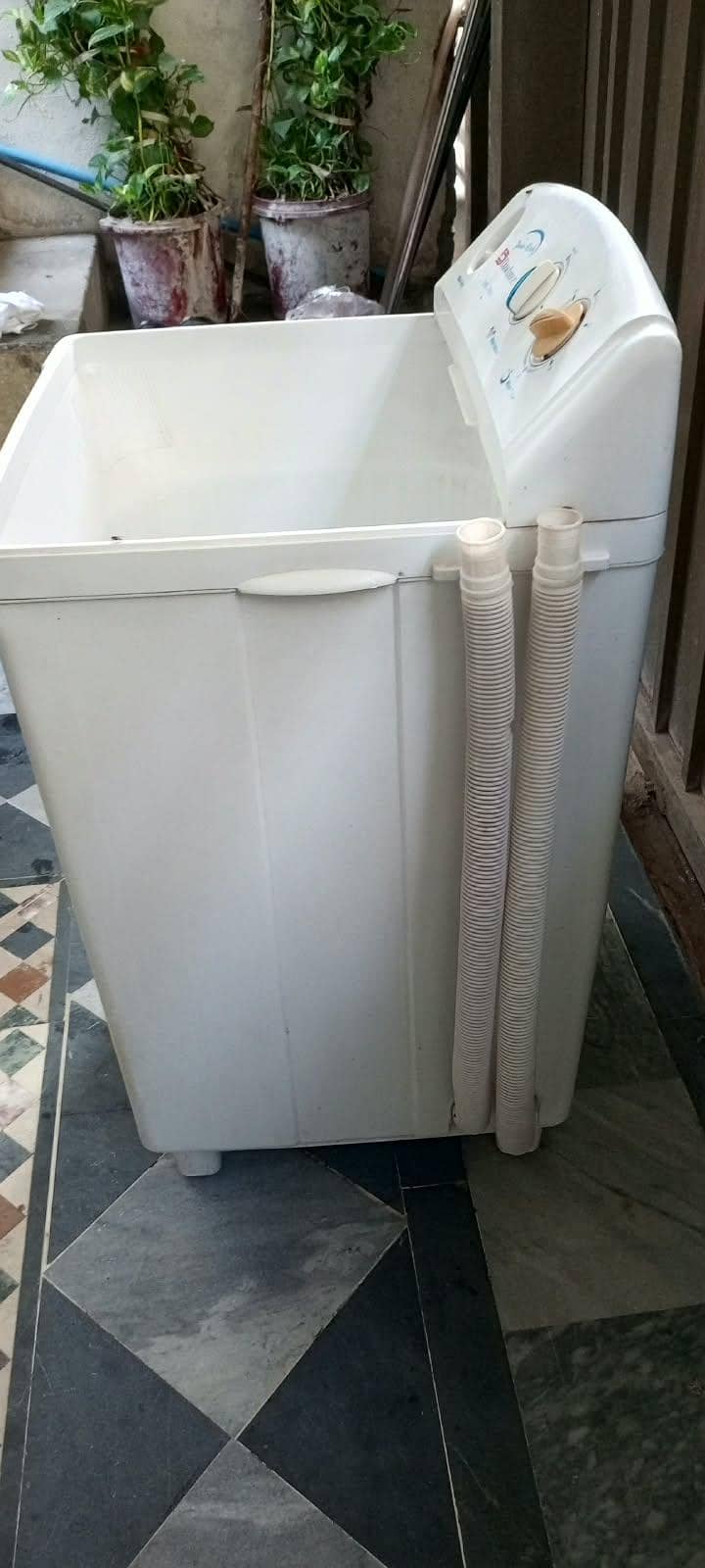 Dawlance washing machine 1