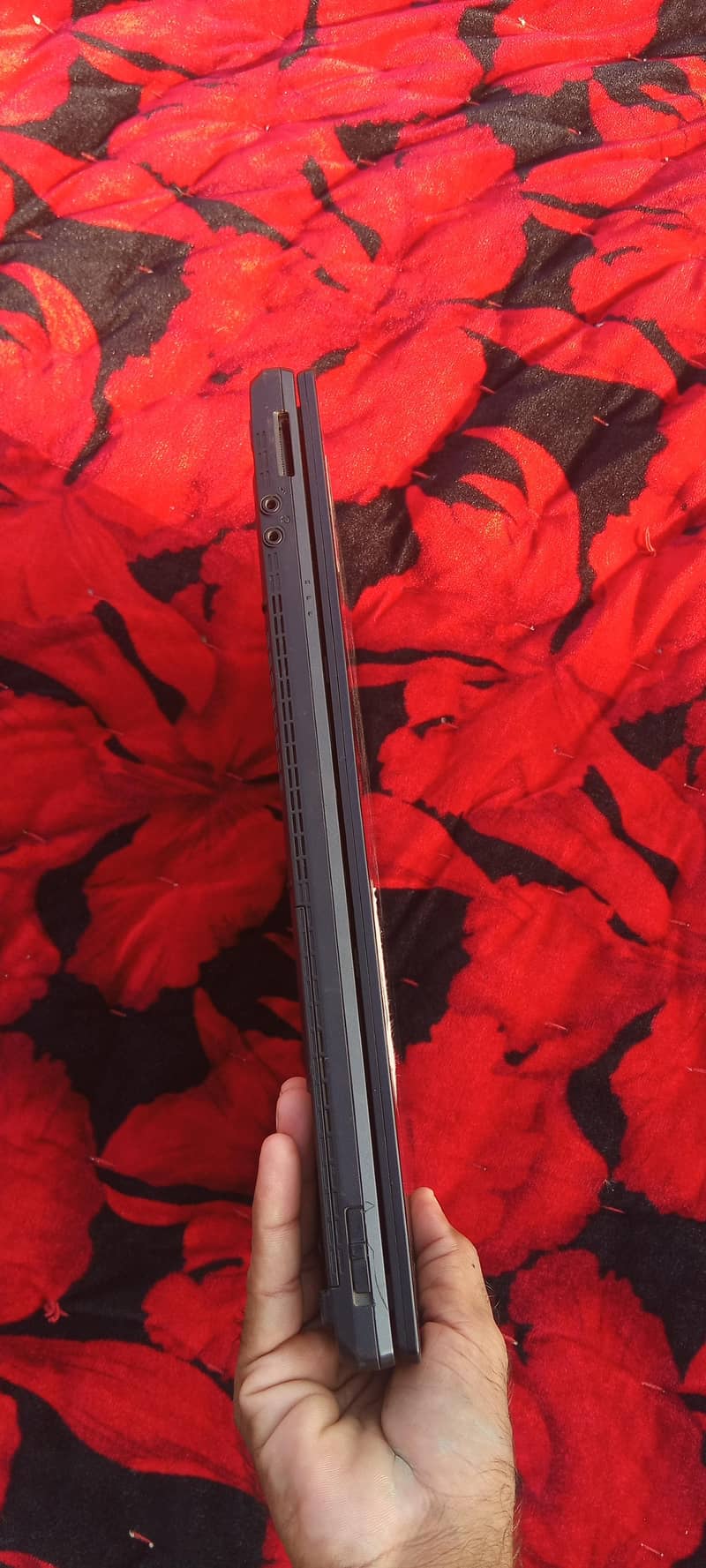 computer laptop 8