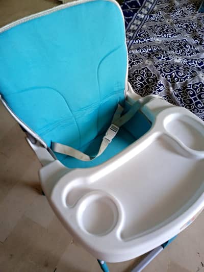 HIGH CHAIR