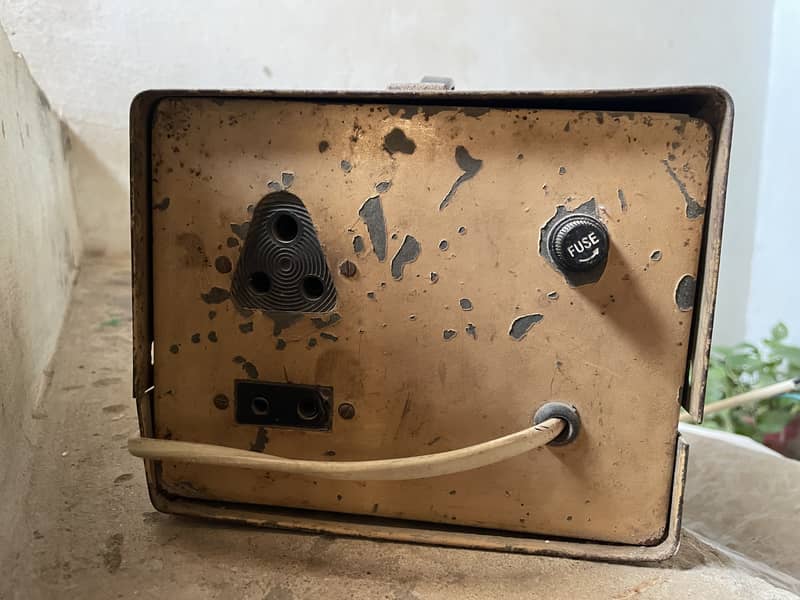 Voltage stabilizer 5