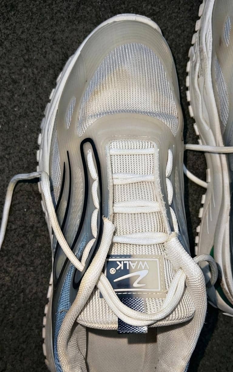 Servis Walks 3