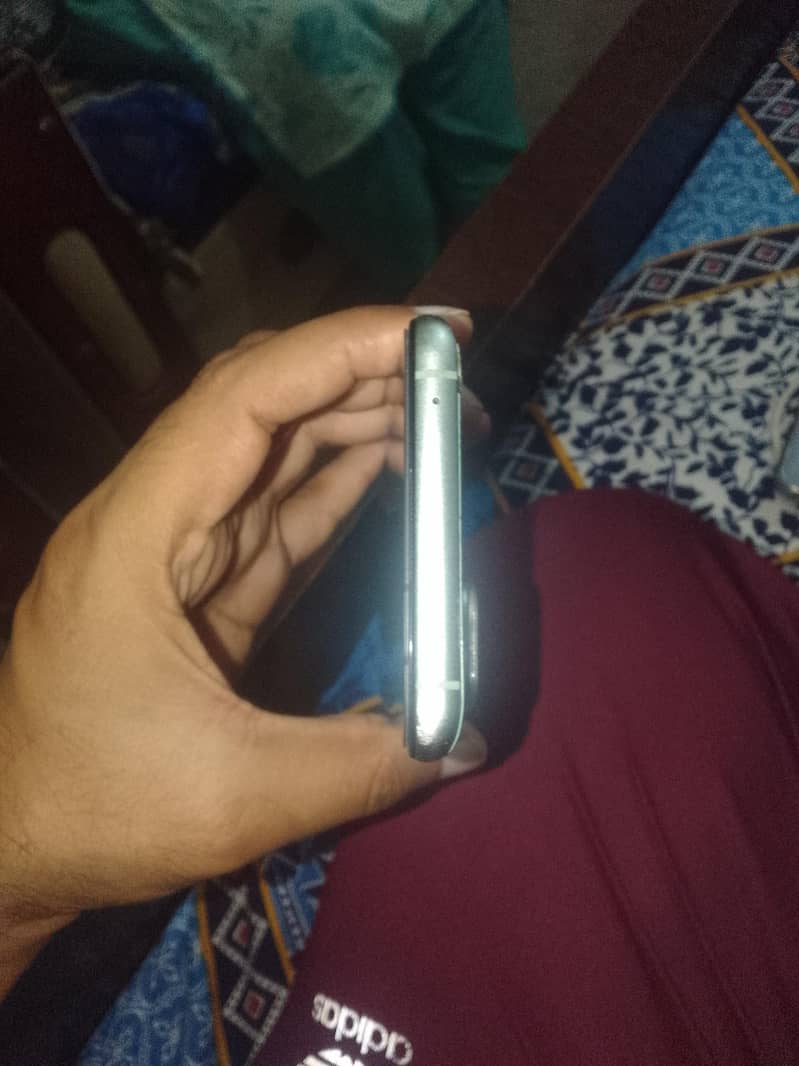 One Plus 9R 6