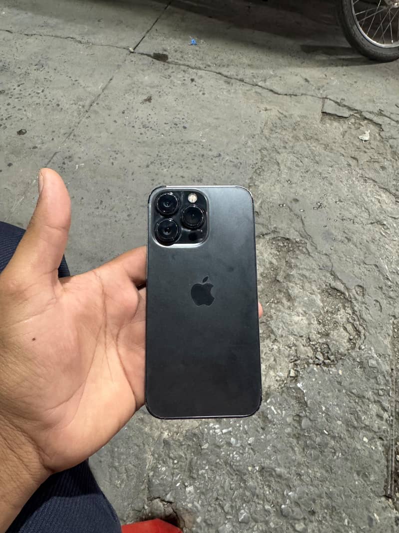 Apple iPhone 13 Pro 6