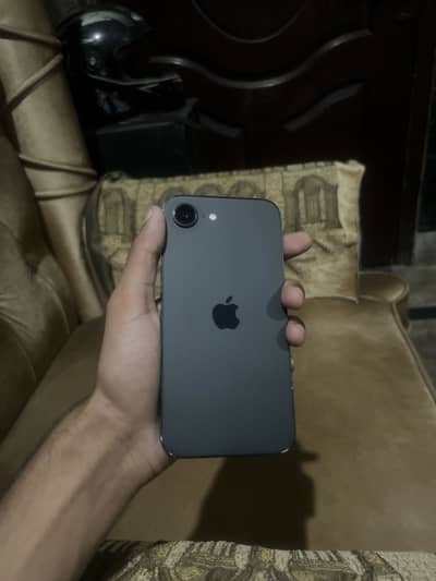 Apple iPhone 16e e sim weren’t