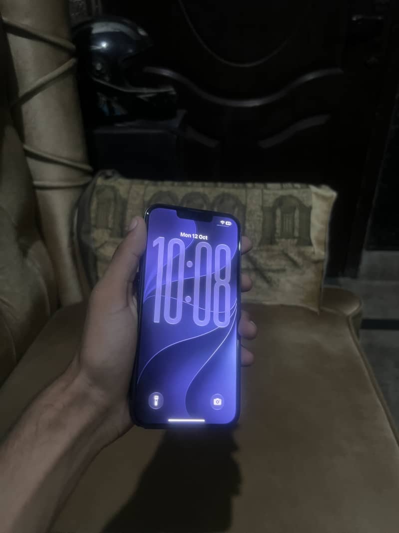 Apple iPhone 16e e sim weren’t 1