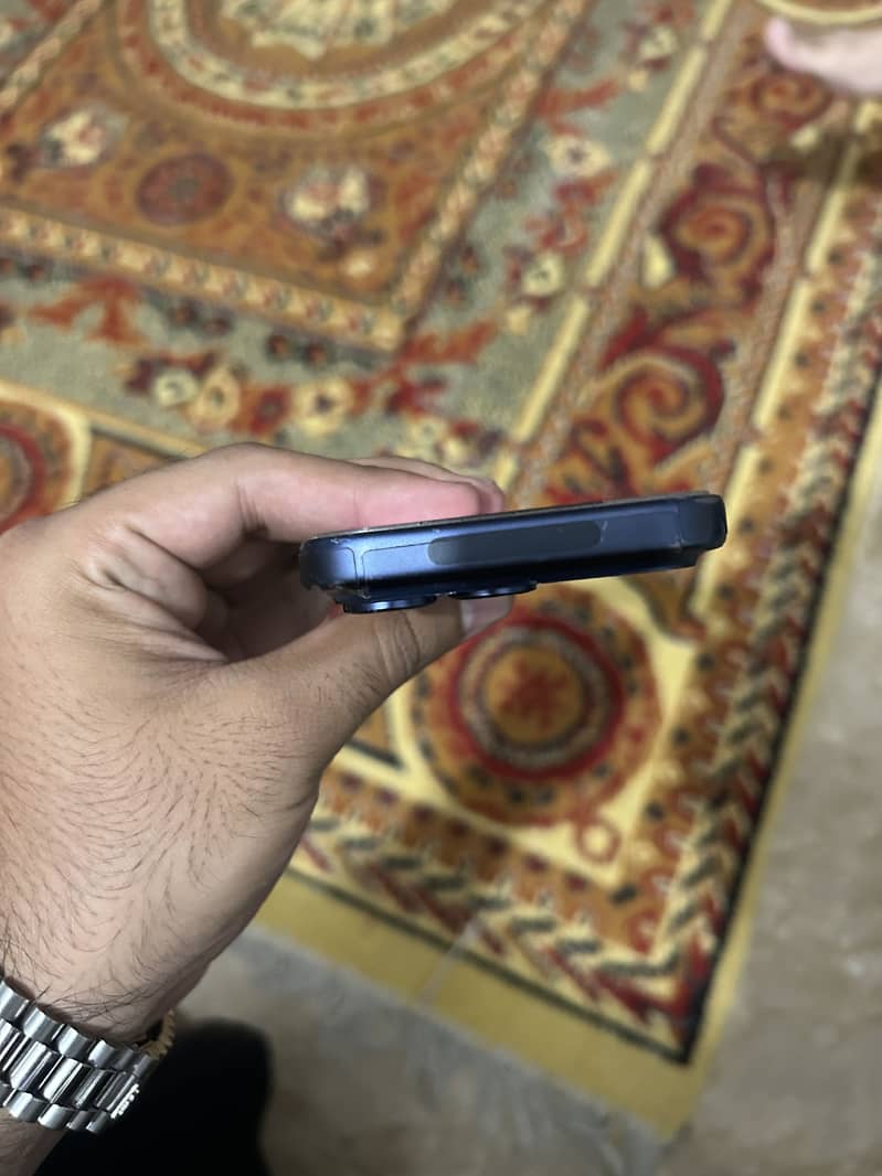 Apple iPhone 17 Pro 4