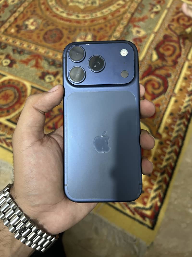 Apple iPhone 17 Pro 5