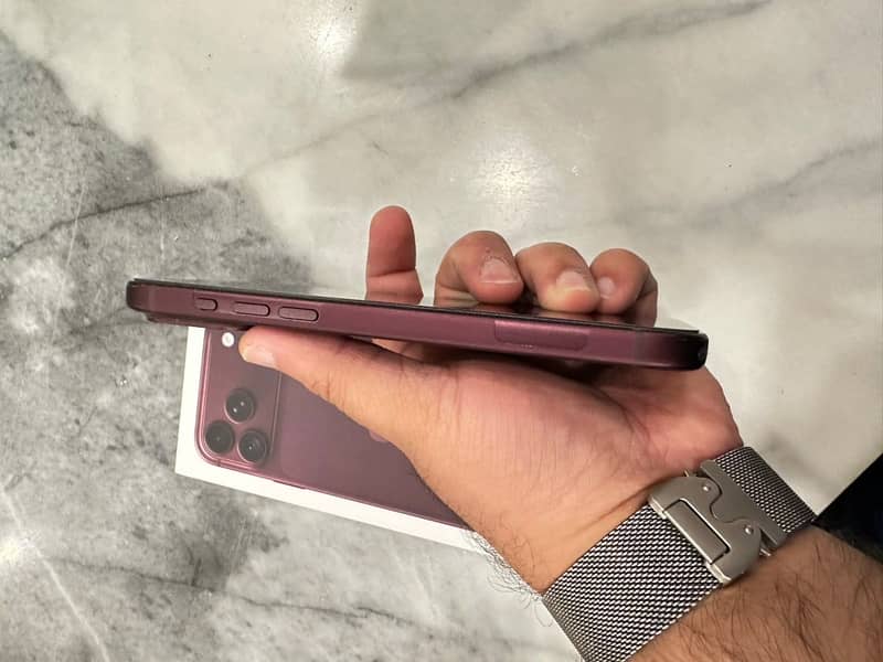 Apple iPhone 18 Pro Max 1