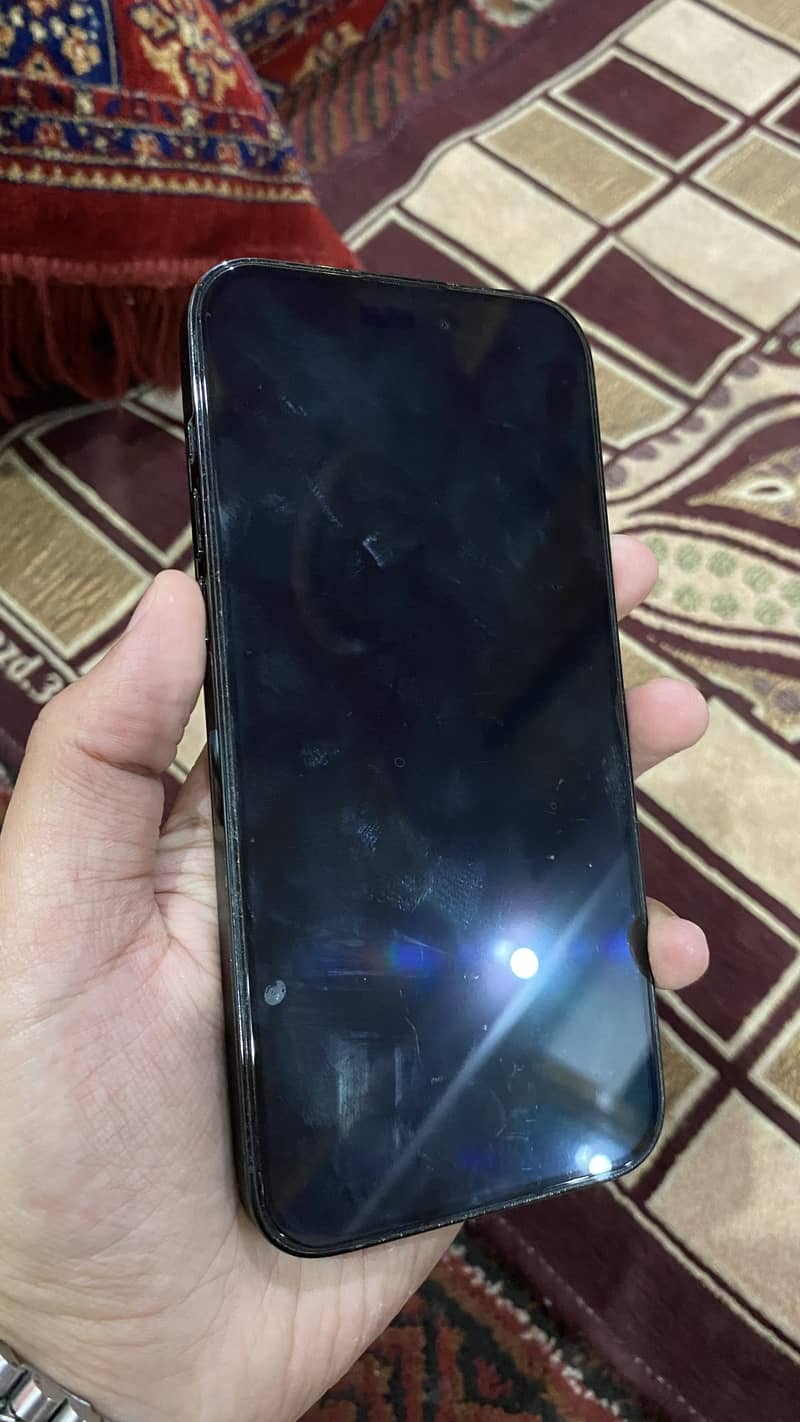 Apple iPhone 14 Pro Max 6