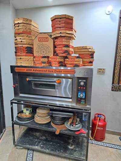 Ark Pizza Oven with all accessories