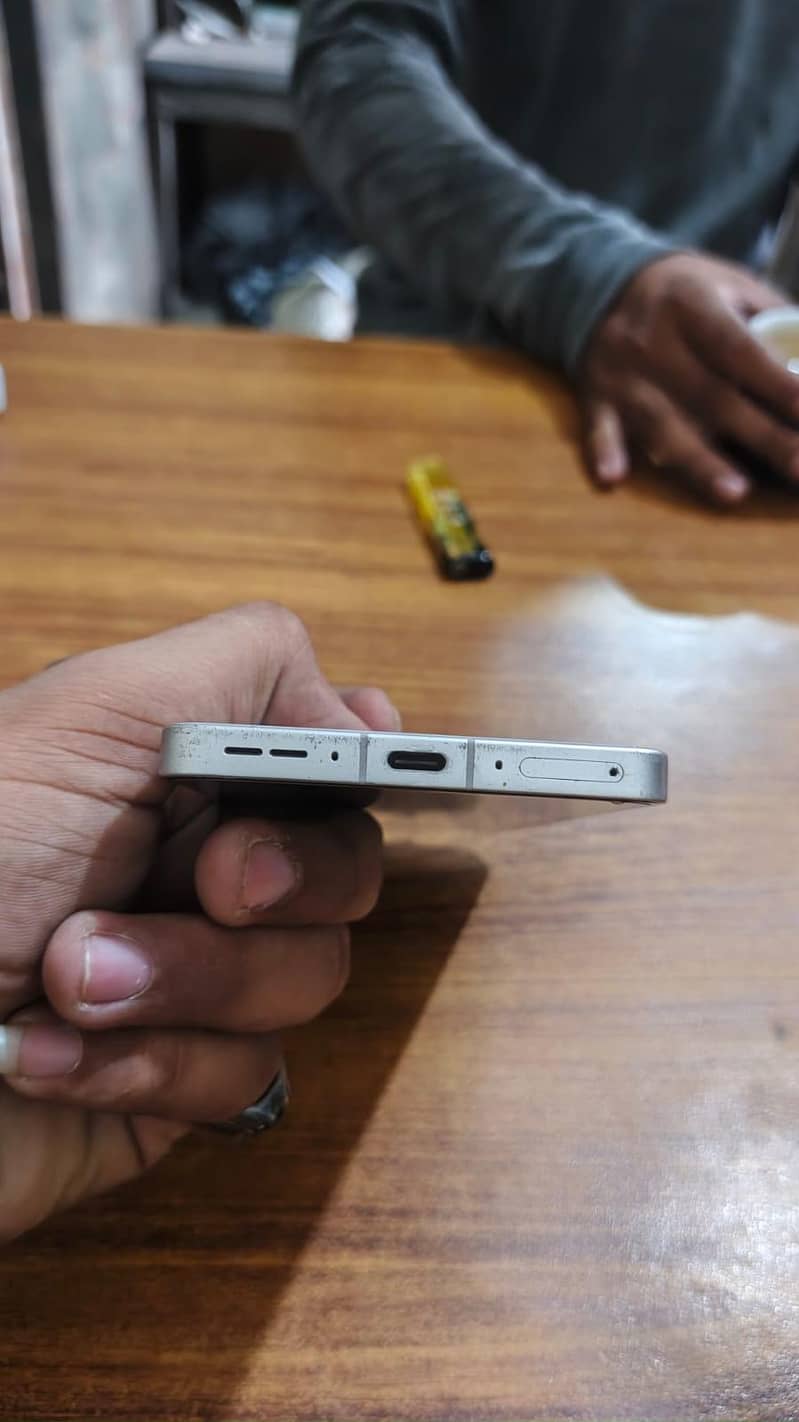 One Plus 13r 14d 6