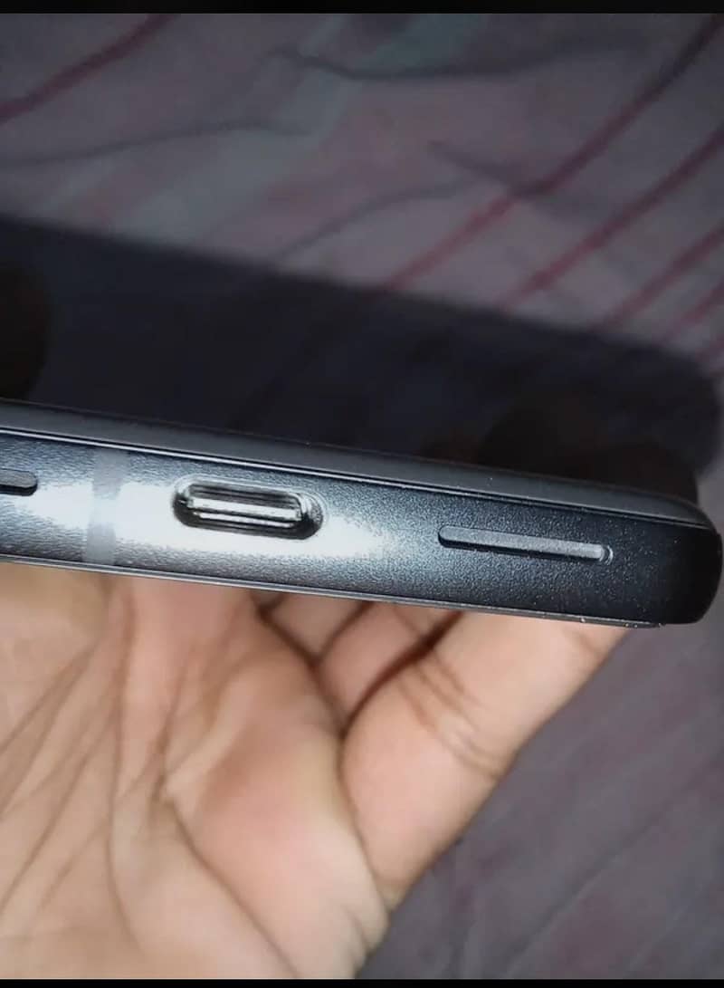 Google Pixel 8 1