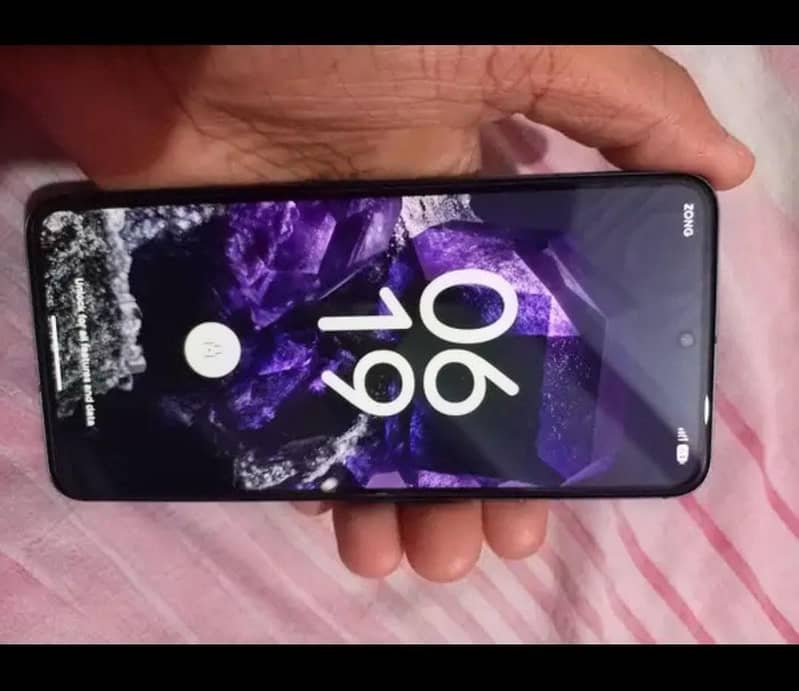 Google Pixel 8 4