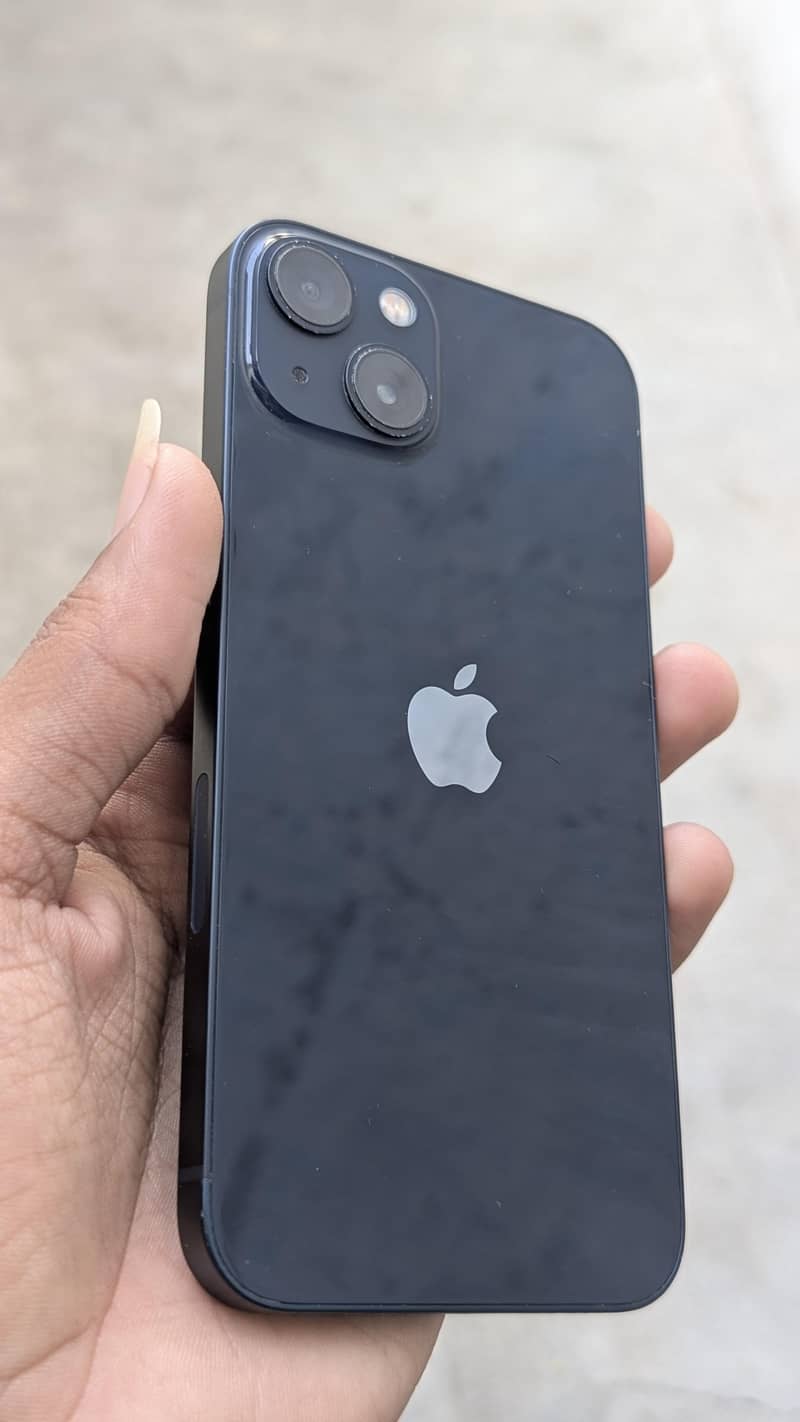 Apple iPhone 13 0