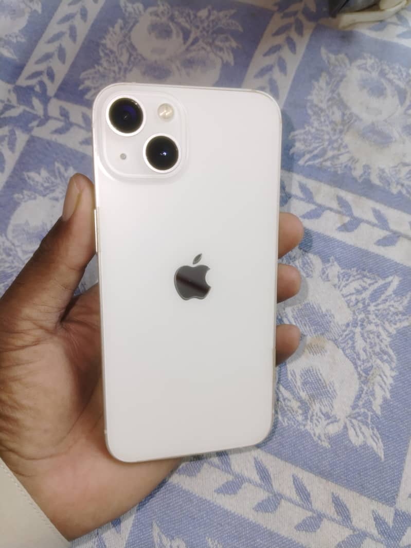 Apple iPhone 13 0