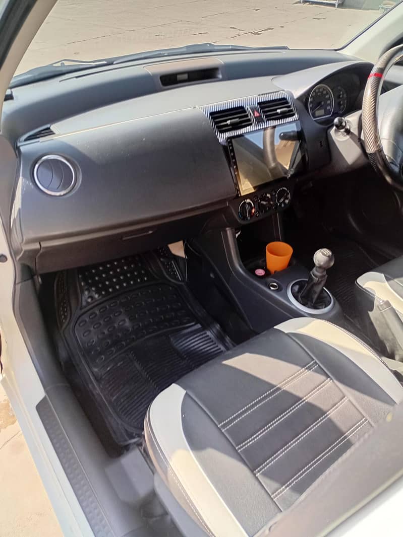 Suzuki Swift 2016 14