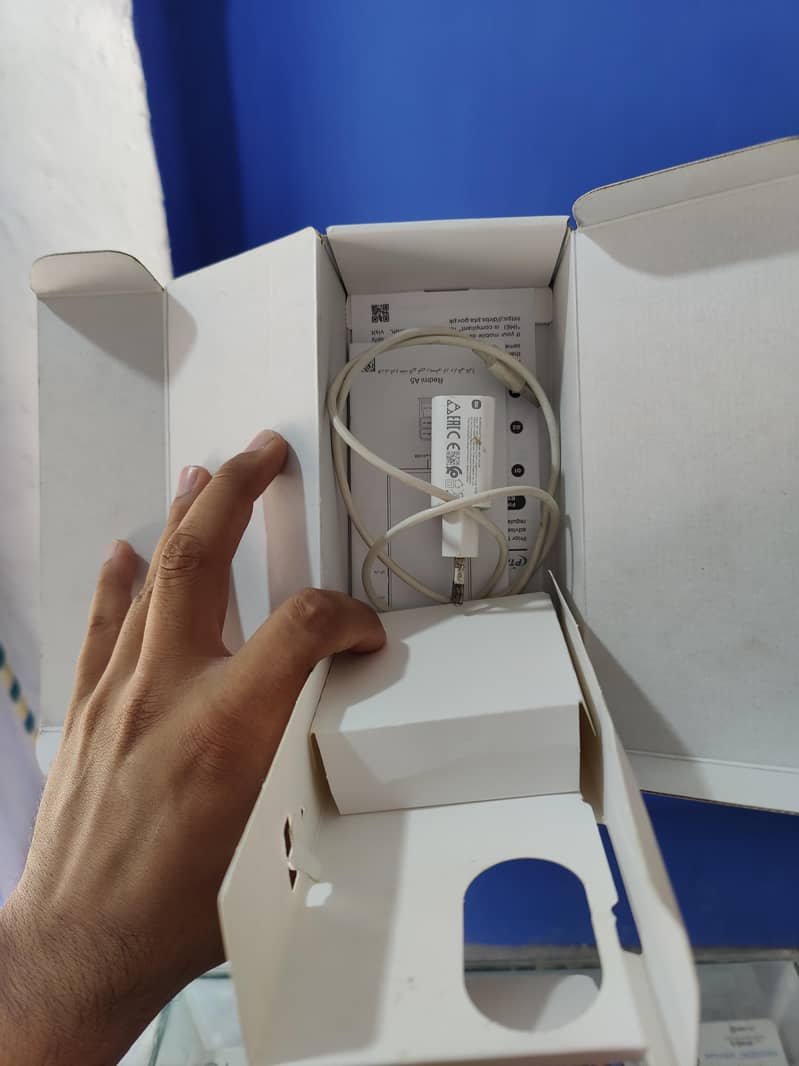 Xiaomi Redmi A5 4