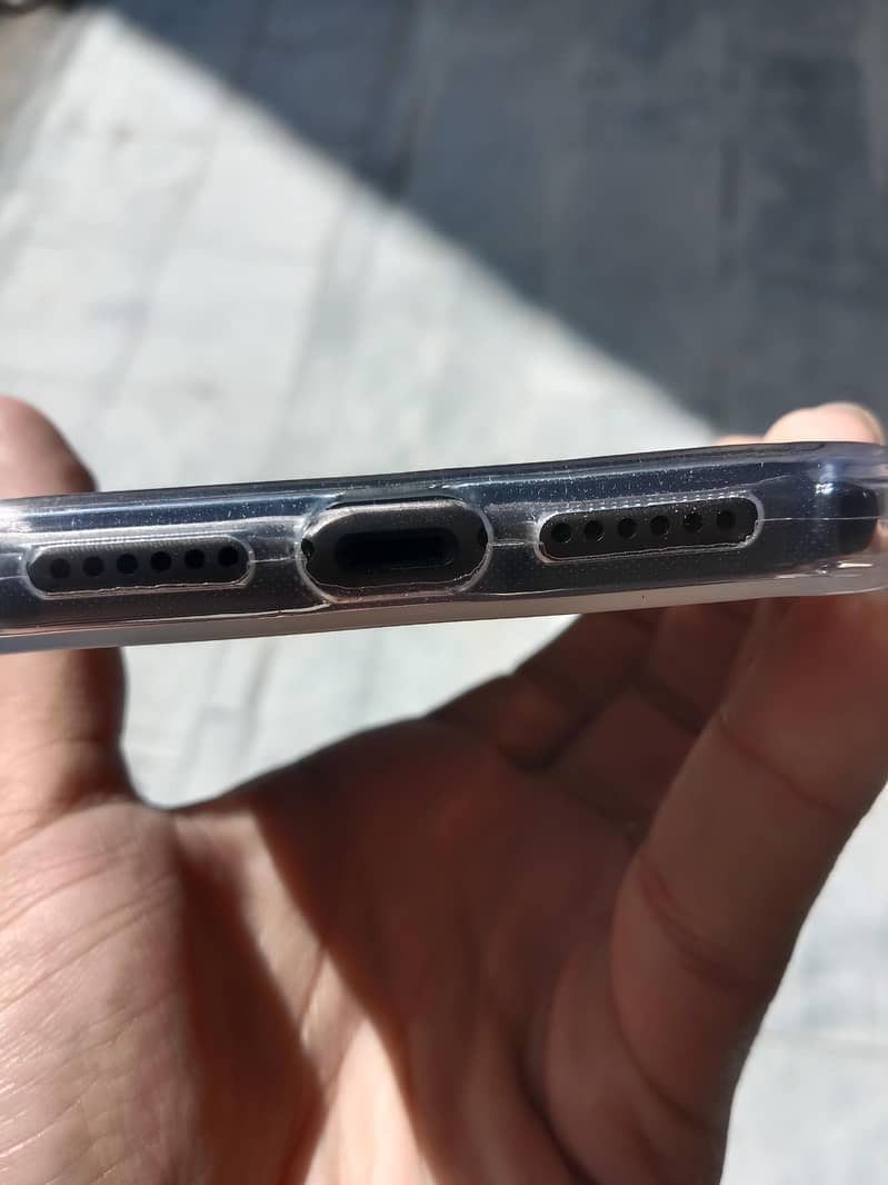 Apple iPhone 11 2