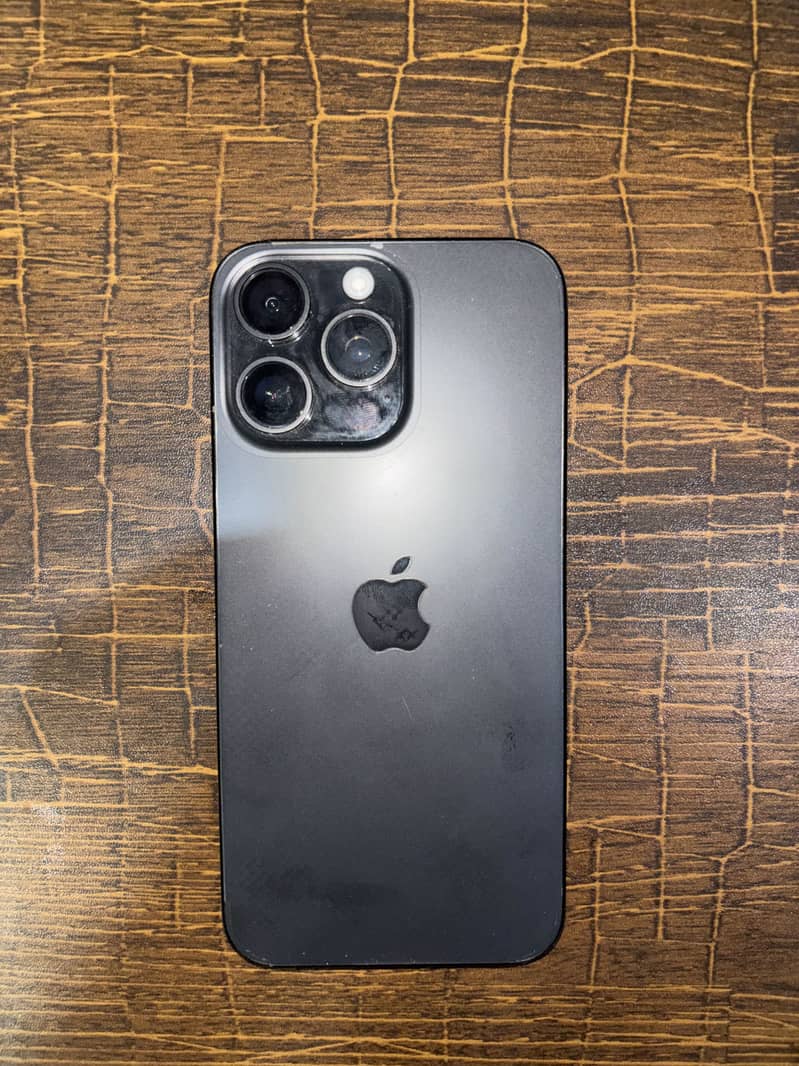 Apple iPhone 15 pro max 0
