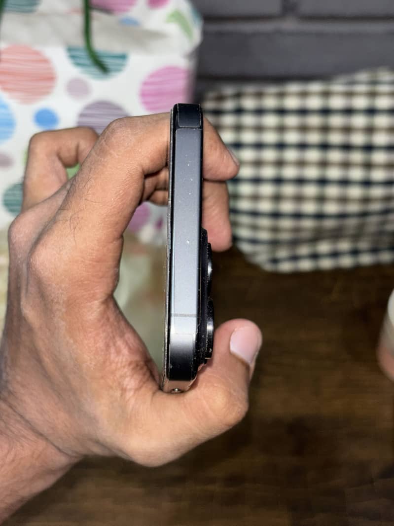 Apple iPhone 15 pro max 7