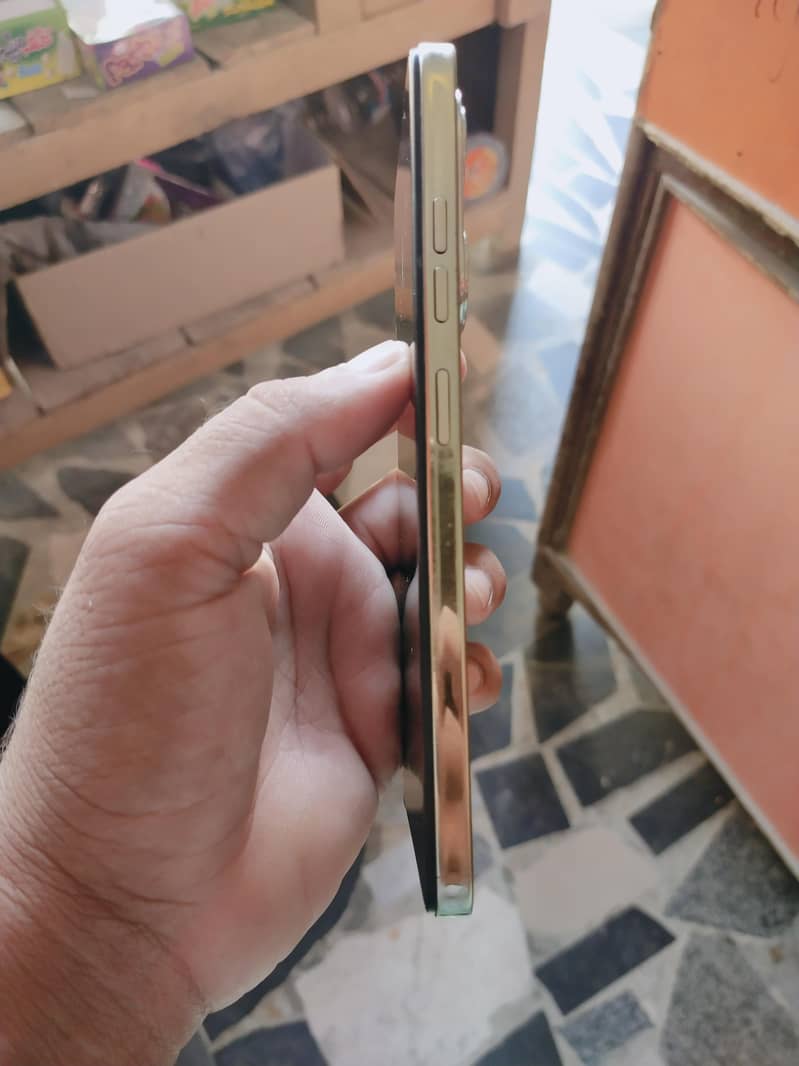 Tecno CAMON 20 1