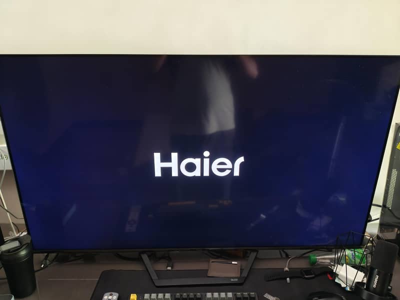 Haier LED EUXS80 4