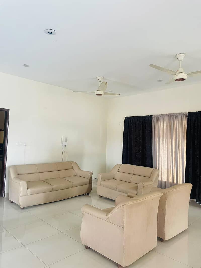 7 Seater Sofa Set 0