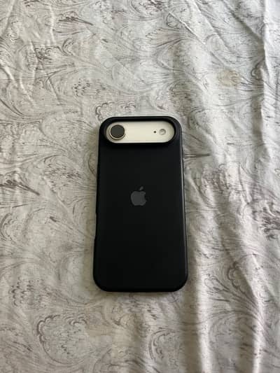 Apple iPhone 17 Air – Neat & Clean Condition