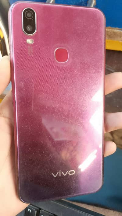 Vivo Y11