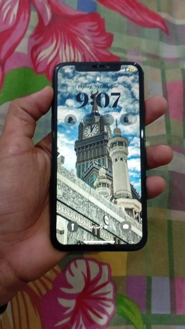 Apple iPhone X 0