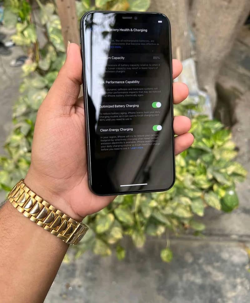 Apple iPhone 11 7