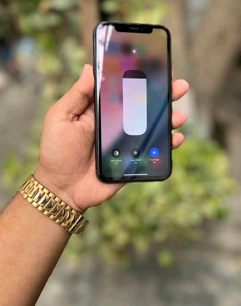 Apple iPhone 11 8