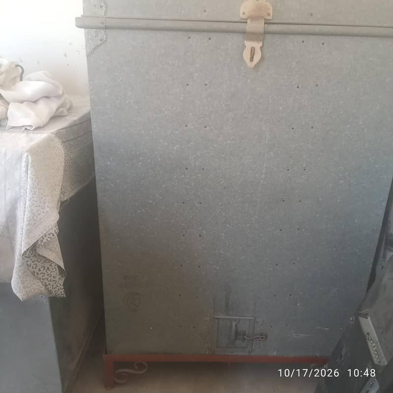 wheat storage container 0