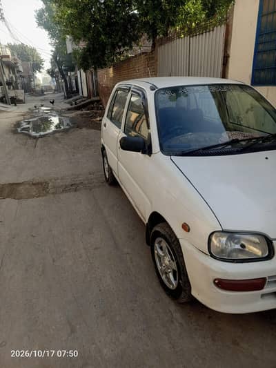 Daihatsu Cuore 2001