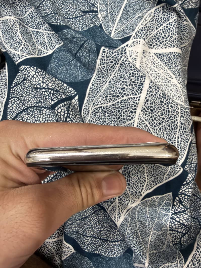 Apple iPhone X 2