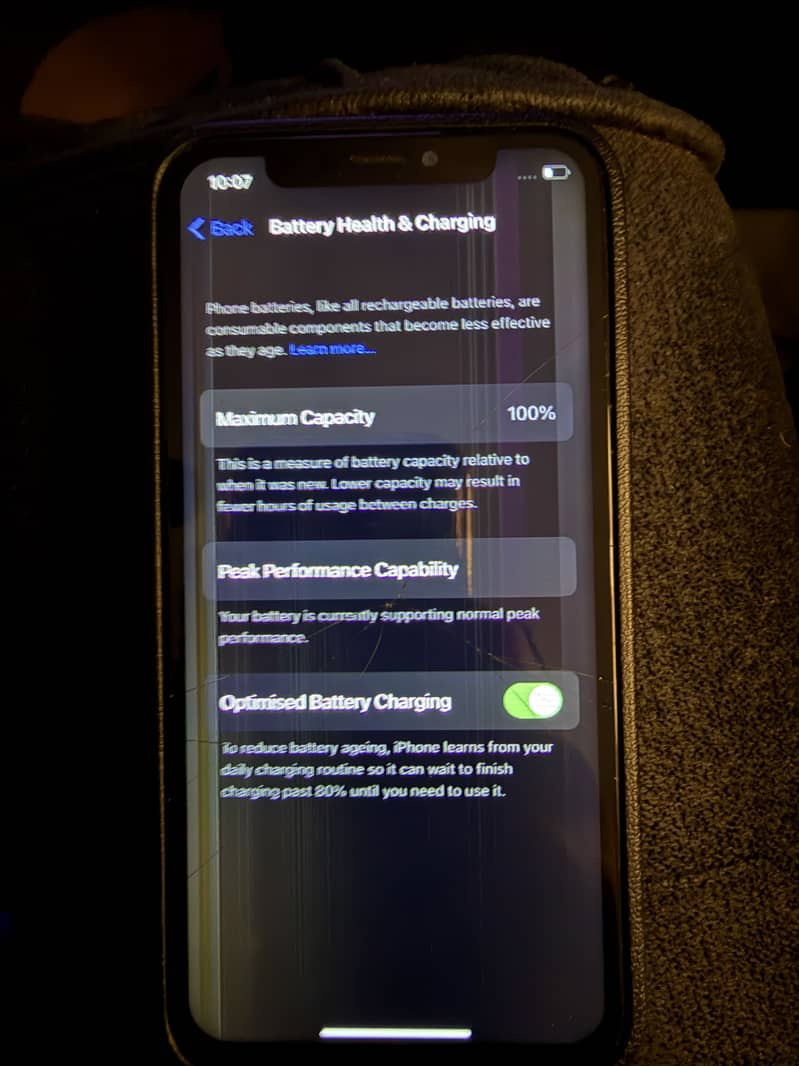 Apple iPhone X 4