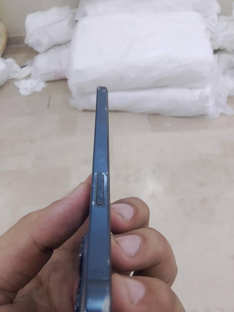 Apple iPhone 12 Pro Max 1