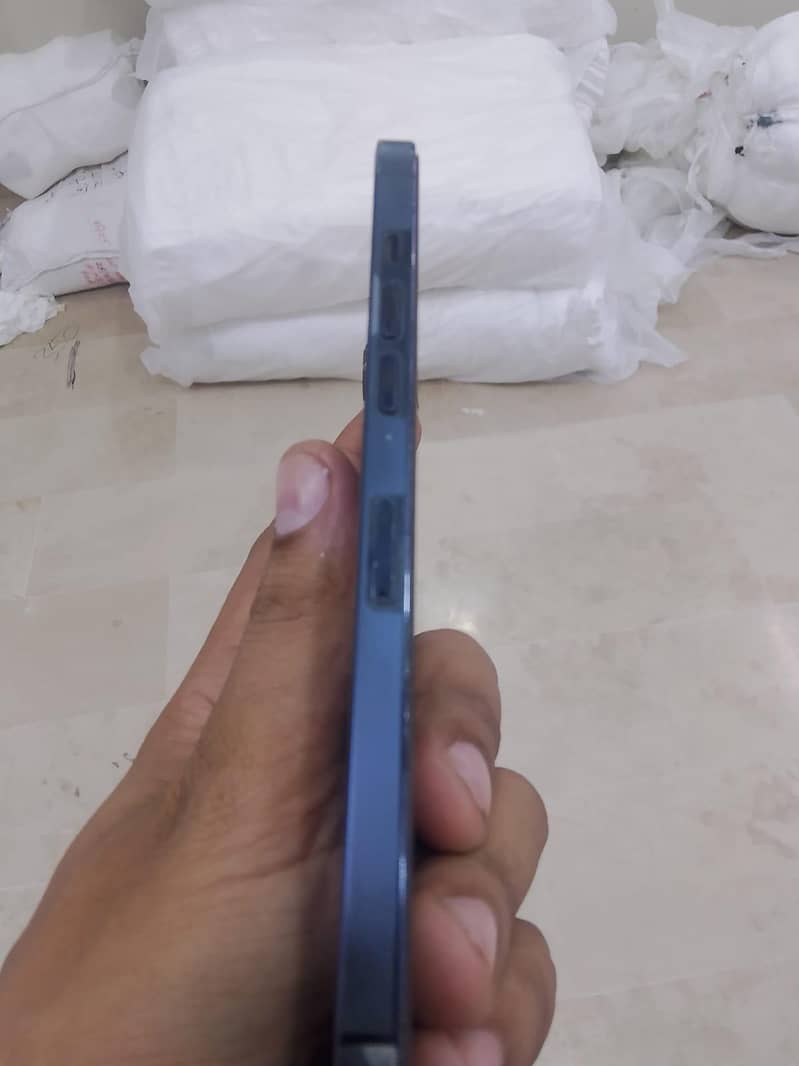 Apple iPhone 12 Pro Max 3