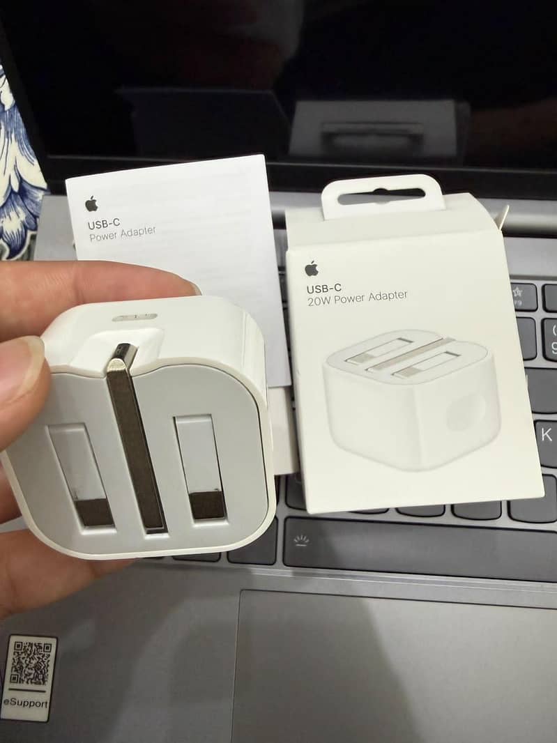 Apple Adaptor A+ copy 0