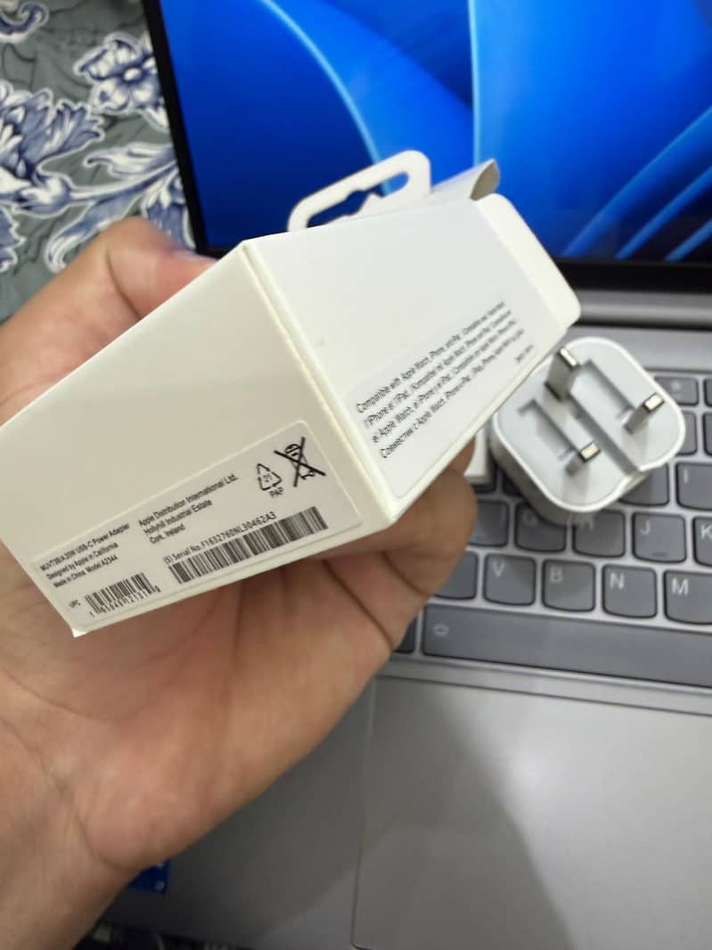 Apple Adaptor A+ copy 4