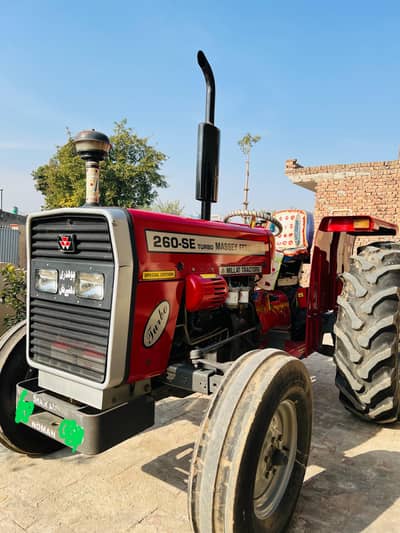 Massey Ferguson 260