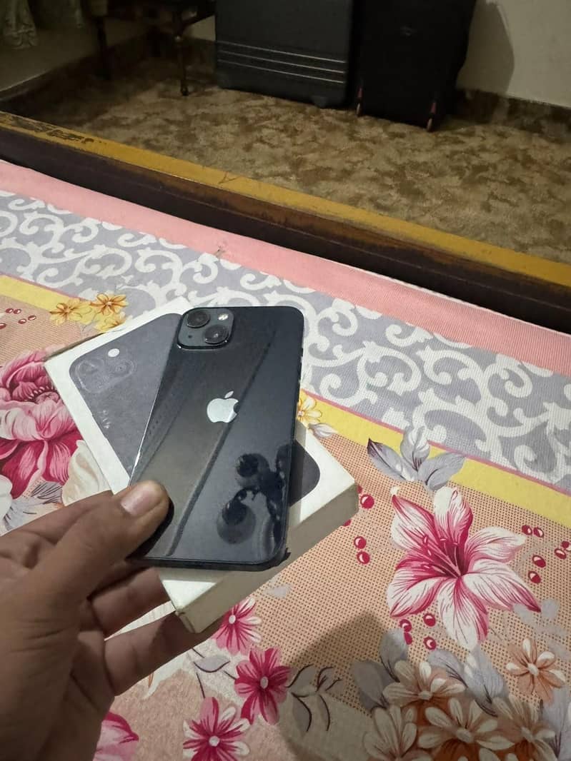 iPhone 13, with box full sim time 0