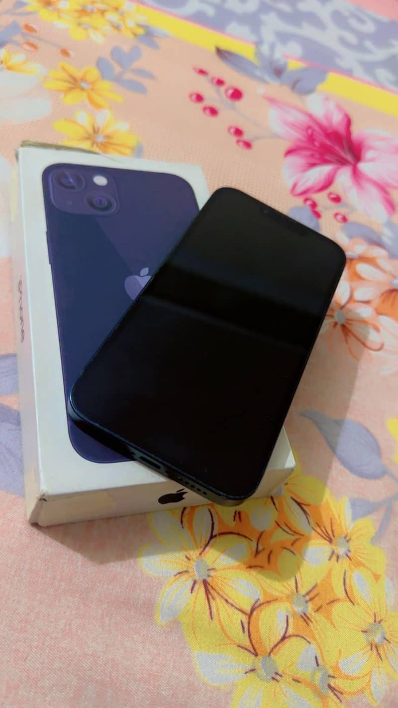 iPhone 13, with box full sim time 1