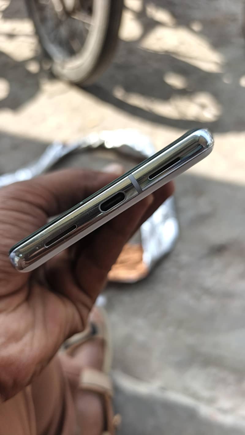 Google Pixel 7 Pro 0