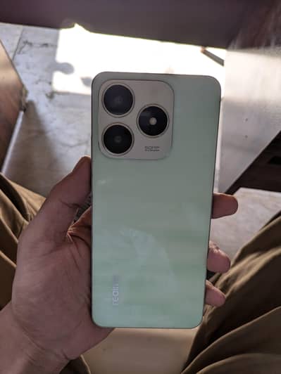 Realme C63