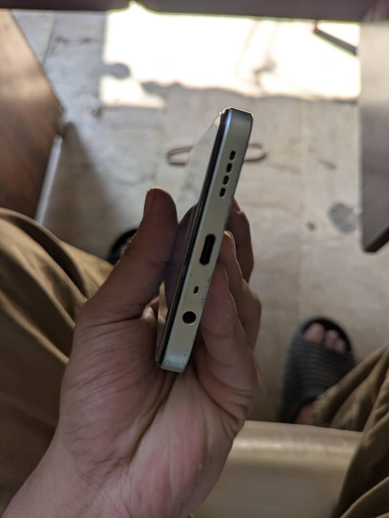 Realme C63 2