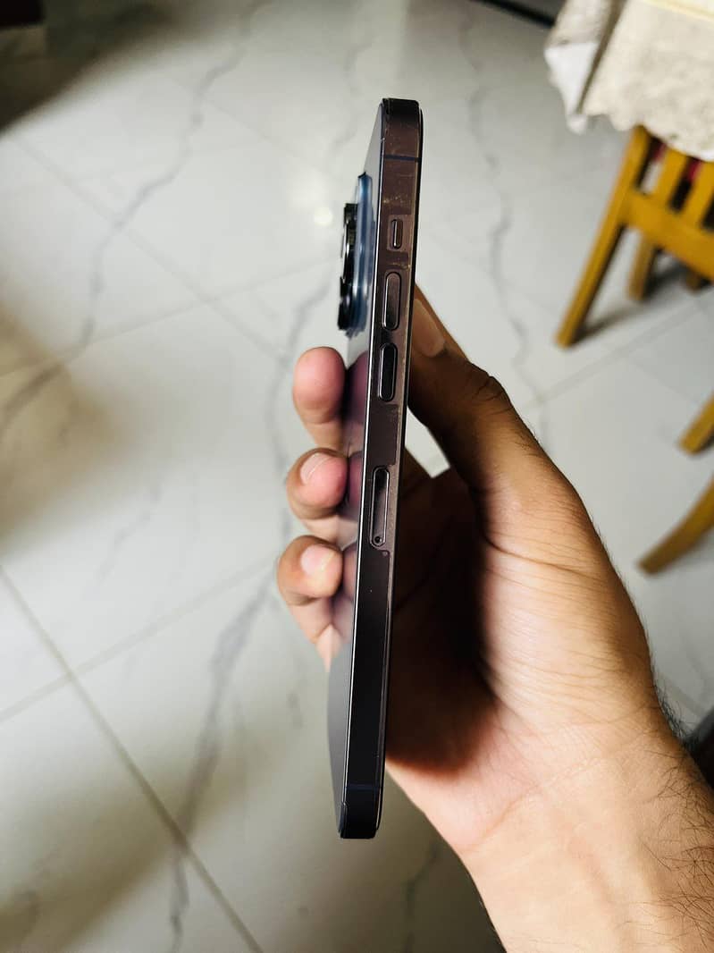 Apple iPhone 14 Pro Max 2