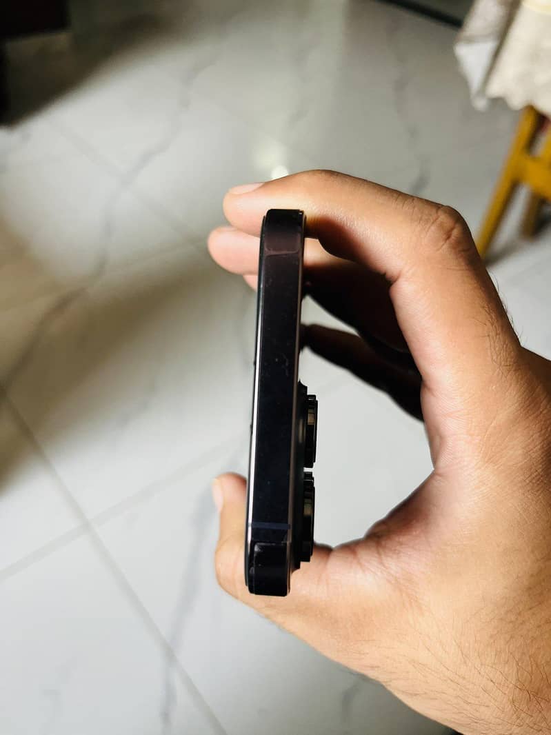 Apple iPhone 14 Pro Max 5