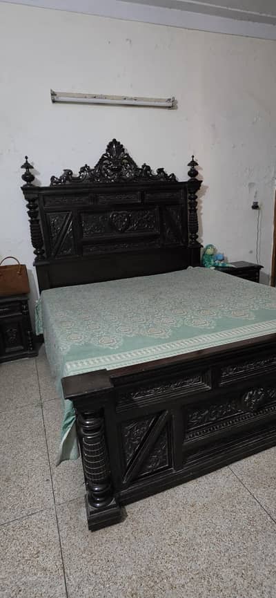Premium Chinioti Wood Bed + Dressing + Side Tables