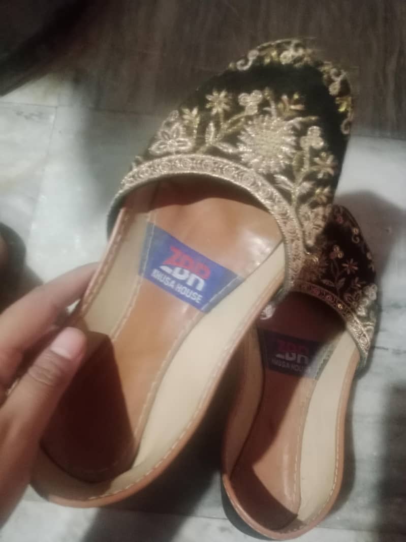 sandals slippers 6